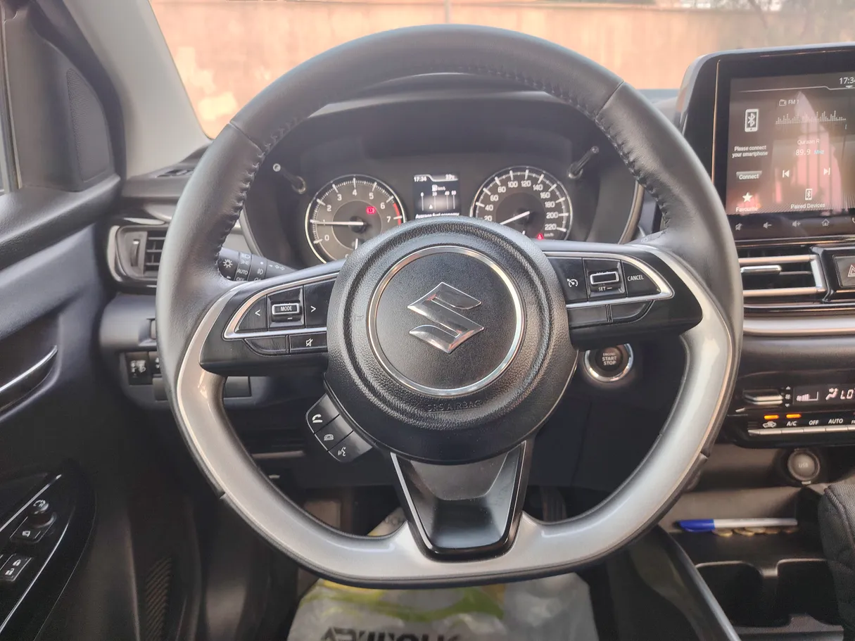 Car image 21