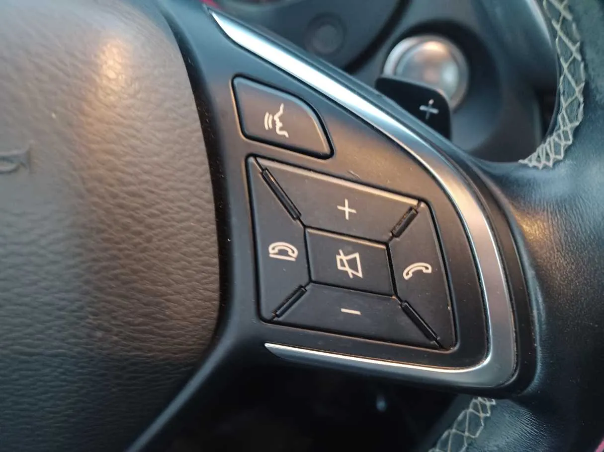 Car image 22