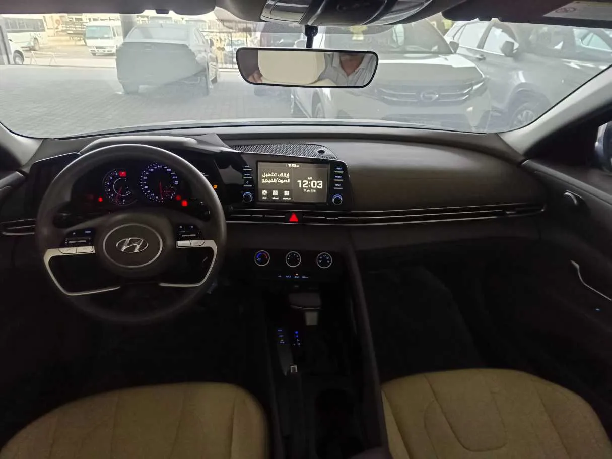 Car image 21