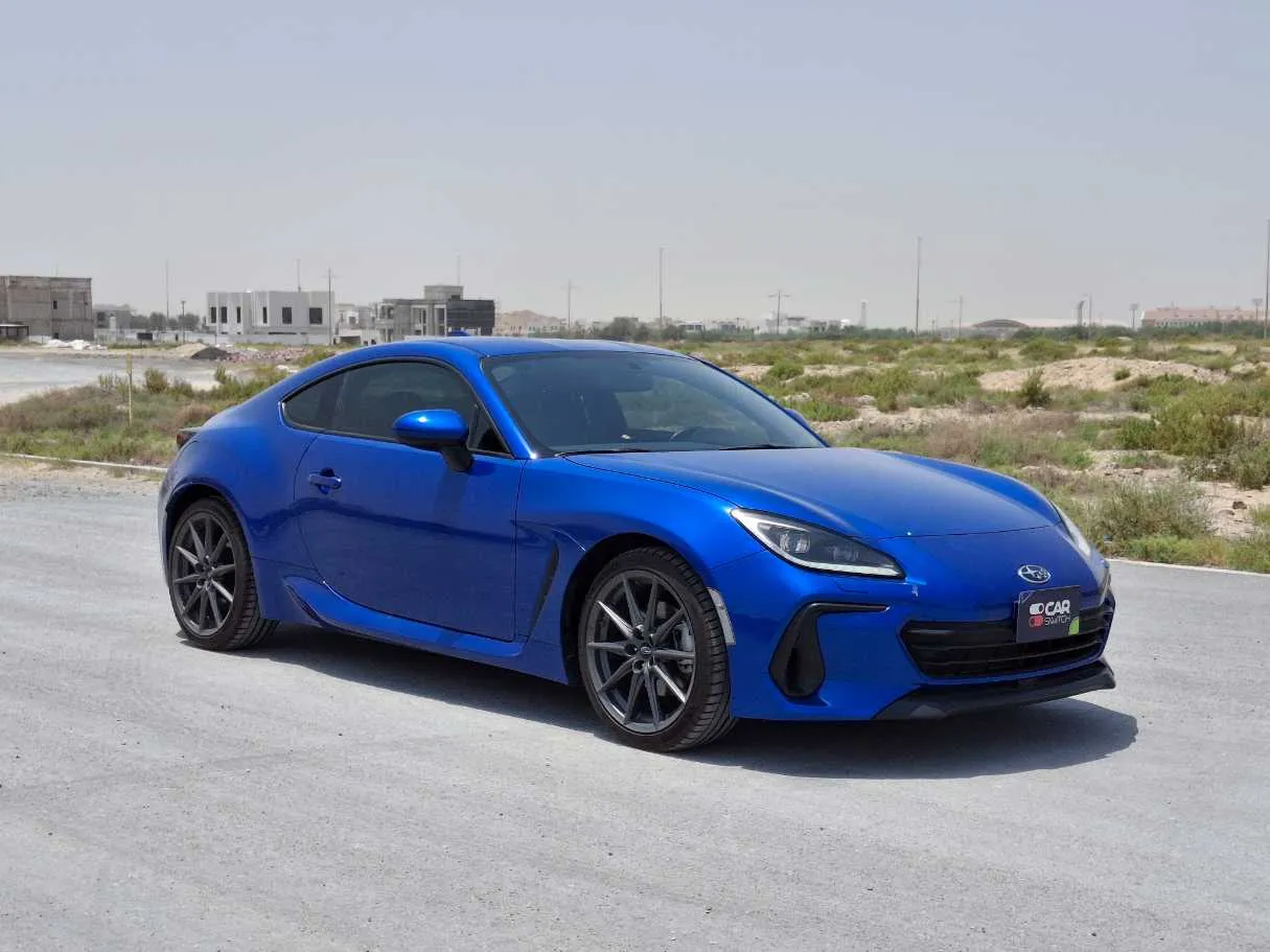 Car image 3