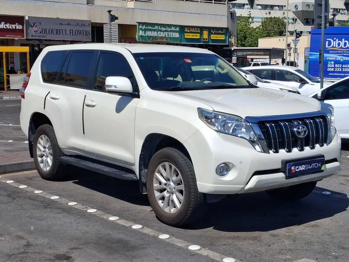 Car image 3
