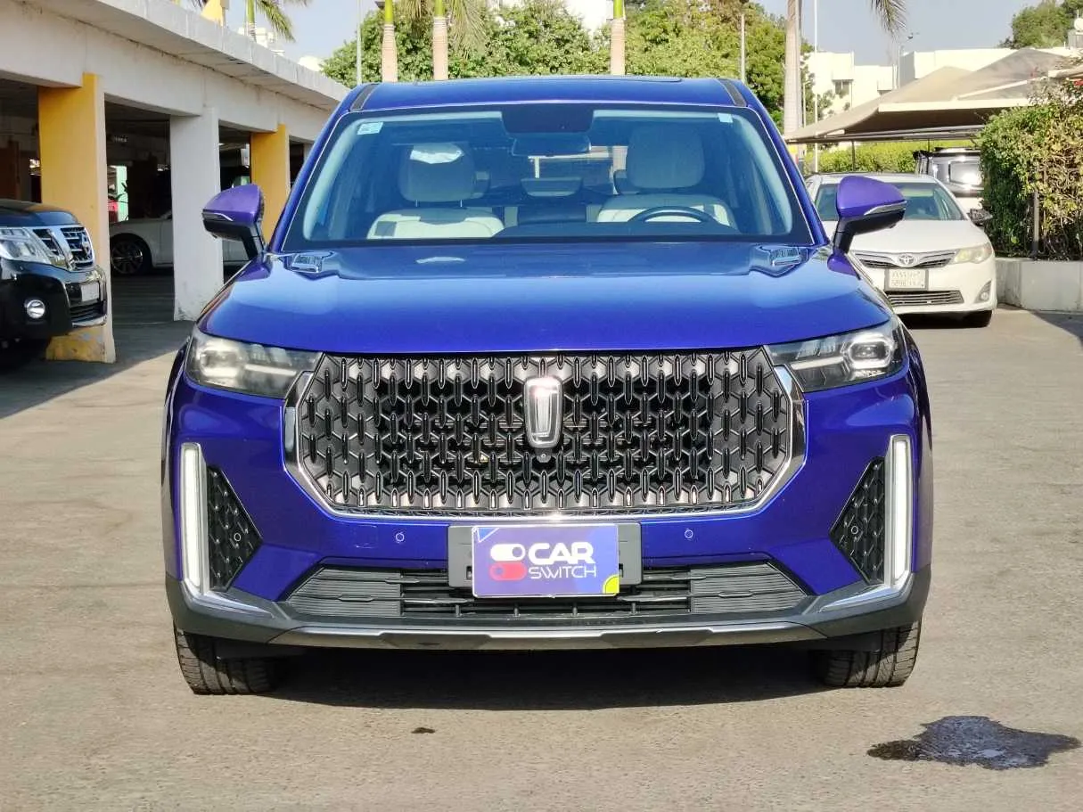 Car image 2