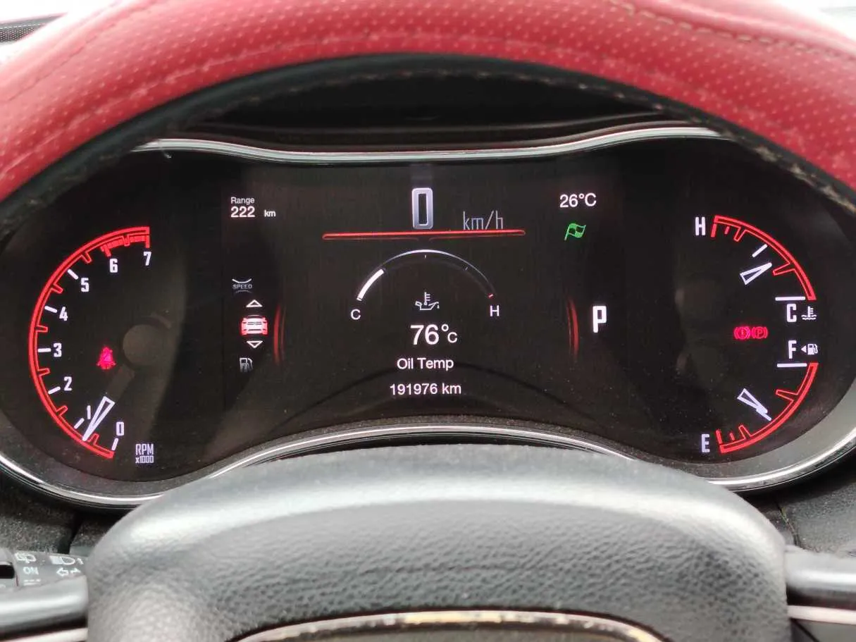 Car image 25