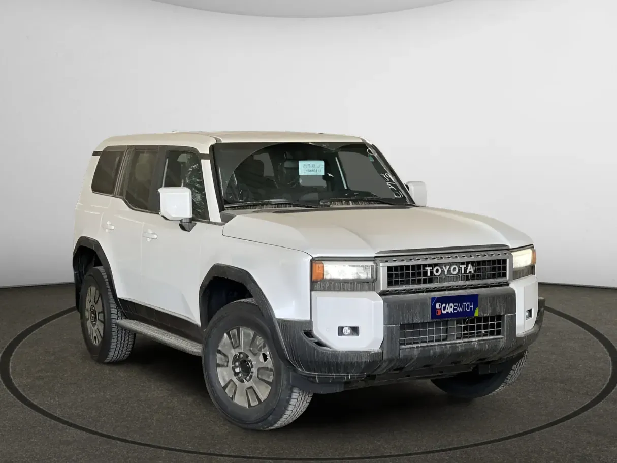Car image 2