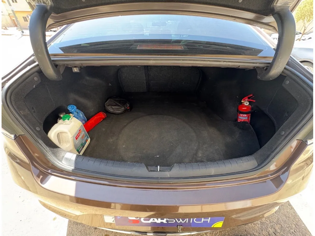 Car image 21