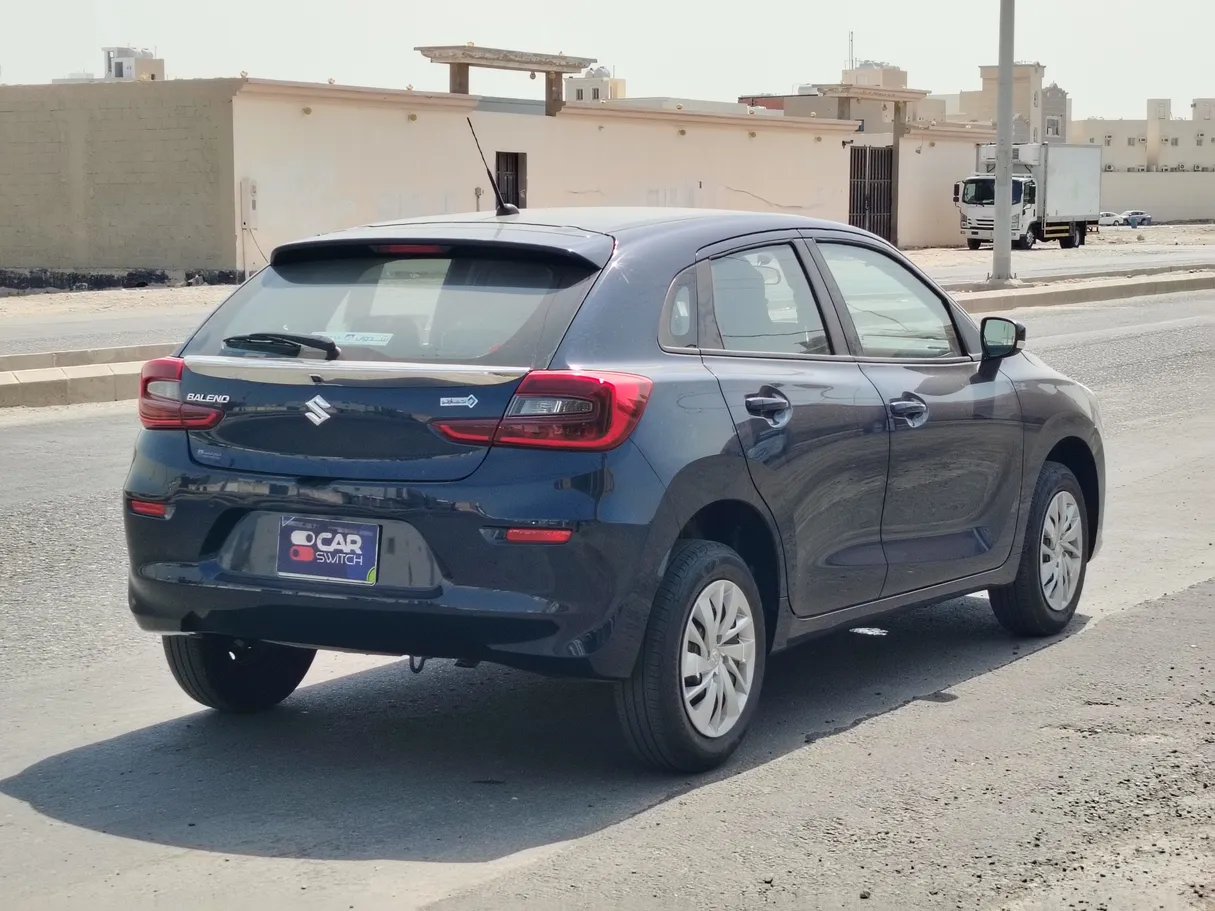Car image 5