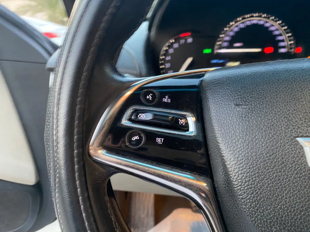 Car image 23