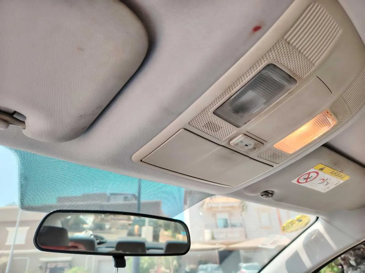 Car image 36