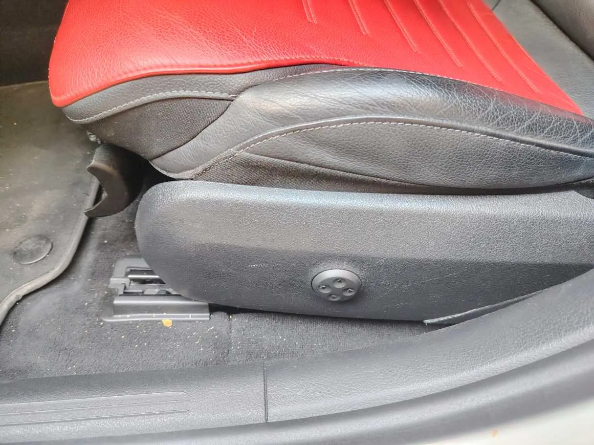 Car image 45