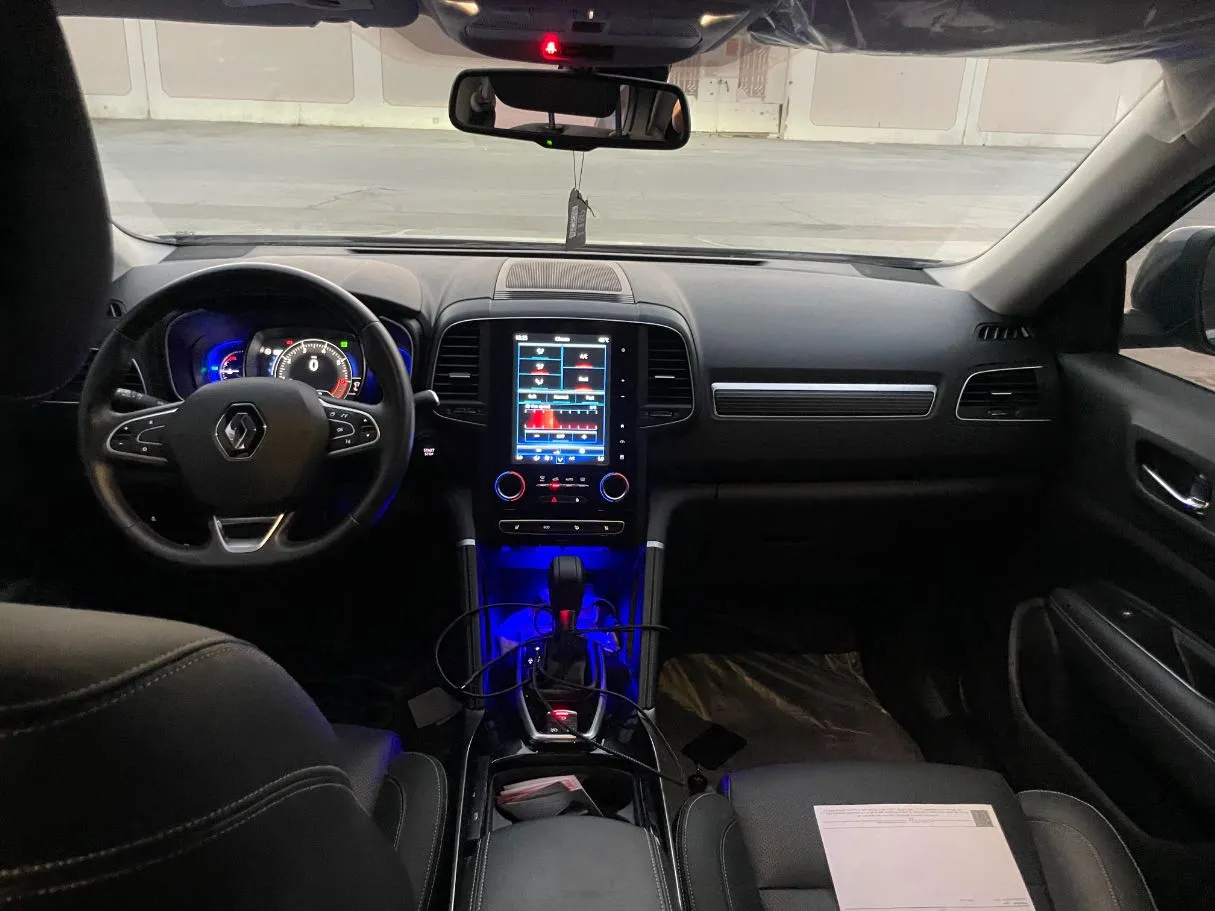 Car image 18
