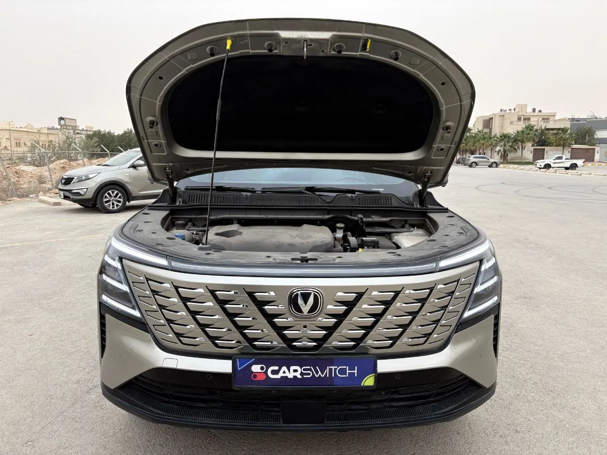 Car image 29