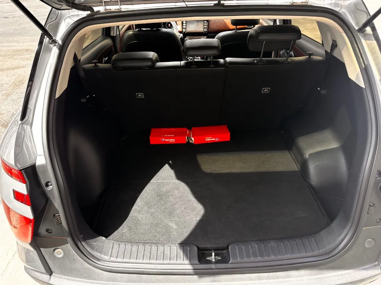 Car image 22