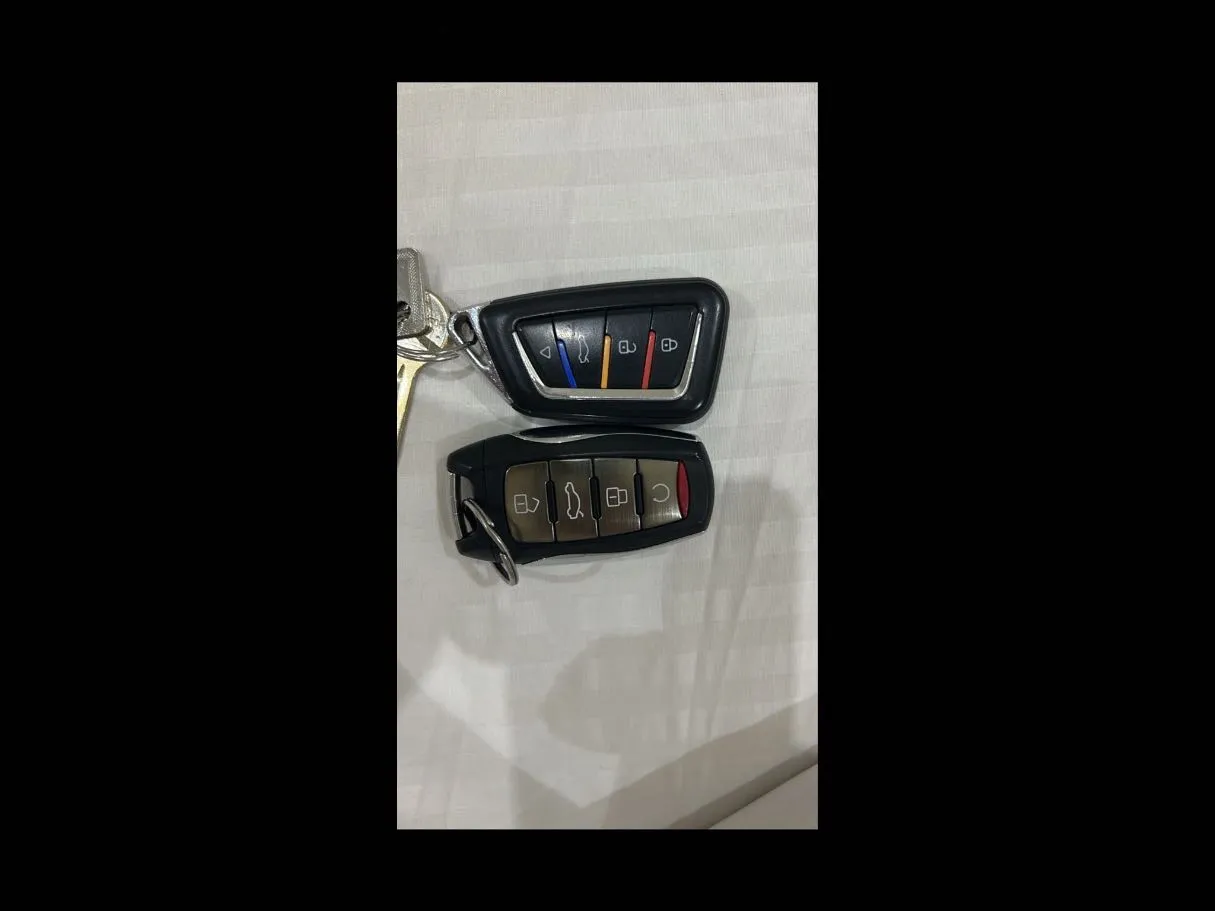 Car image 22