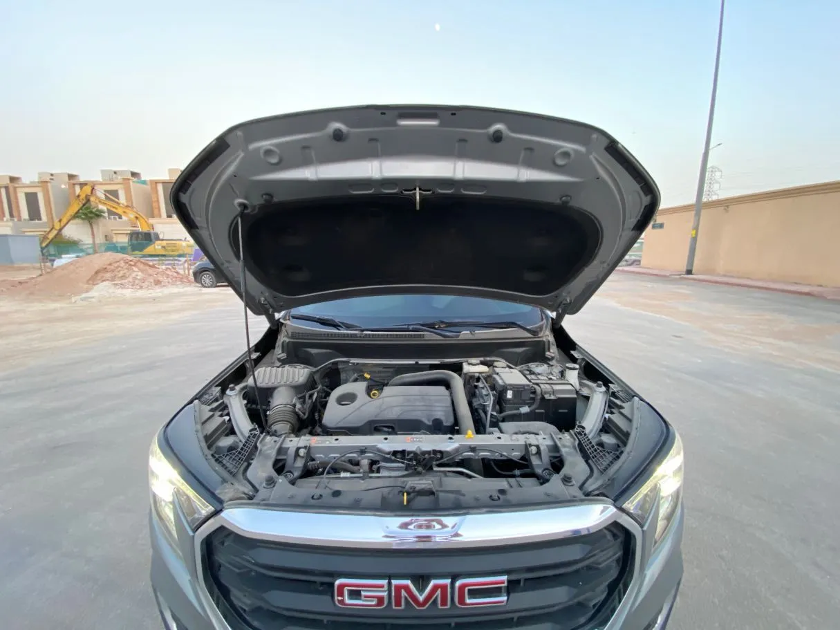 Car image 26