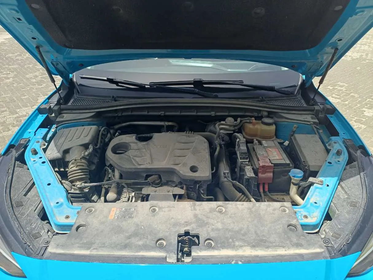 Car image 22