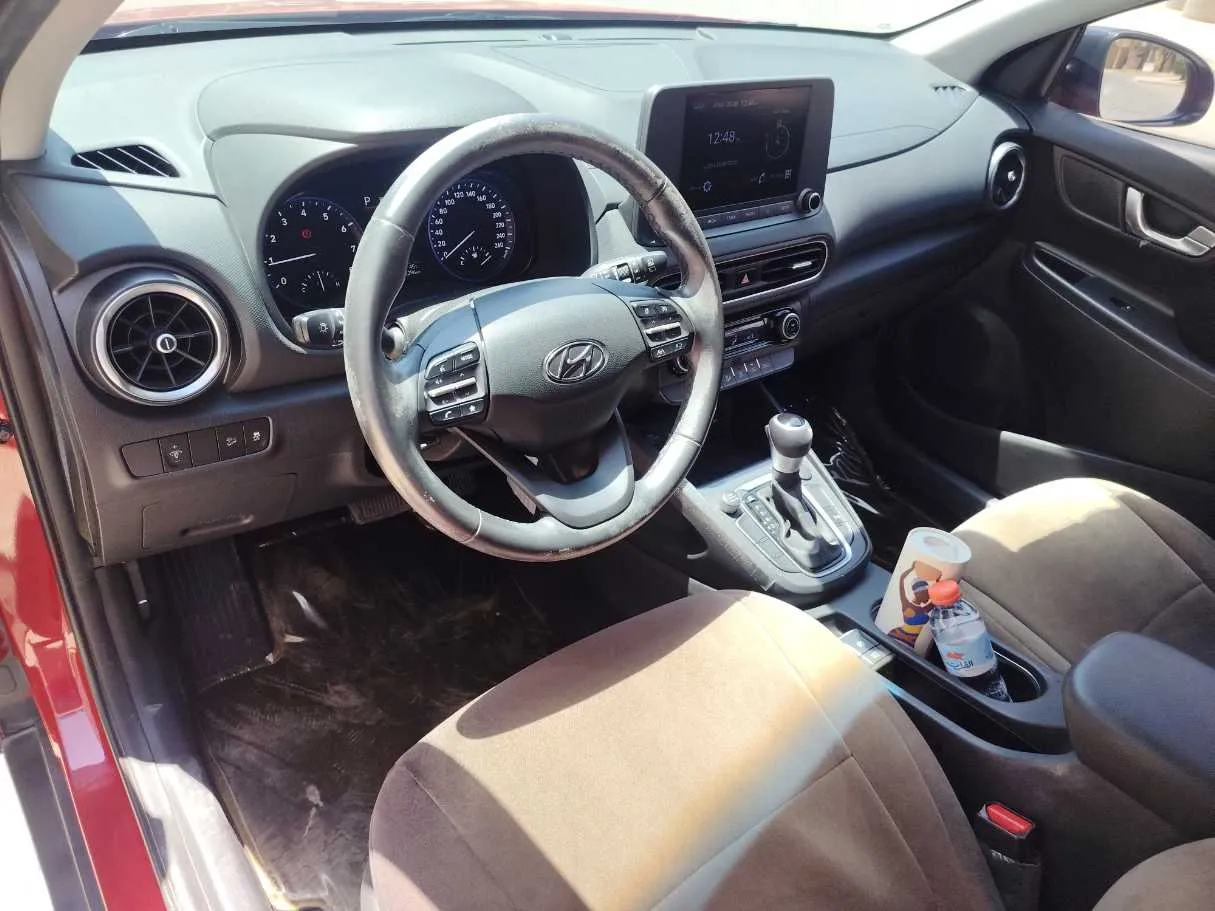 Car image 12