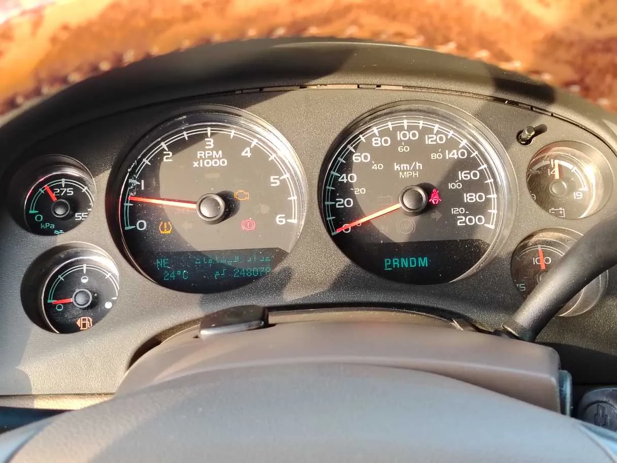 Car image 24