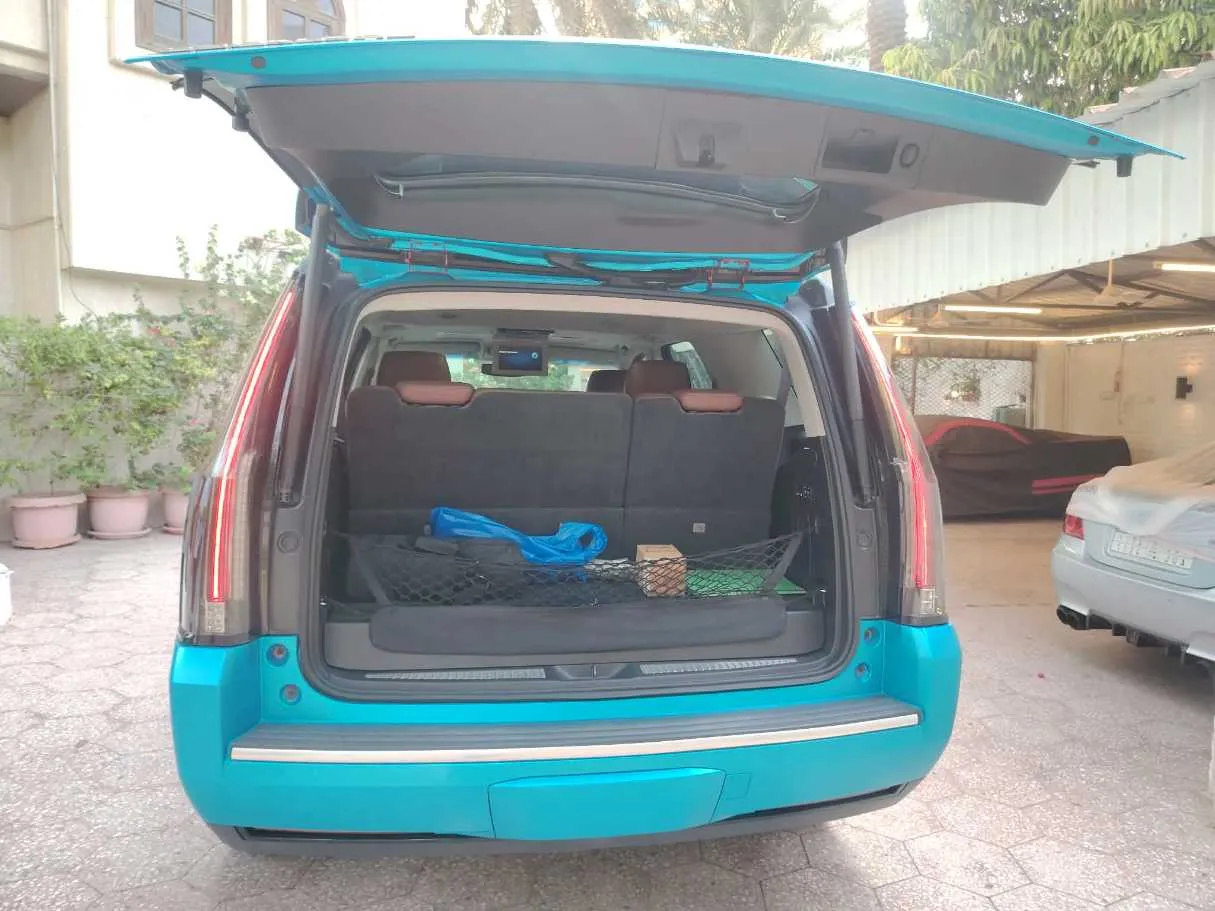 Car image 32