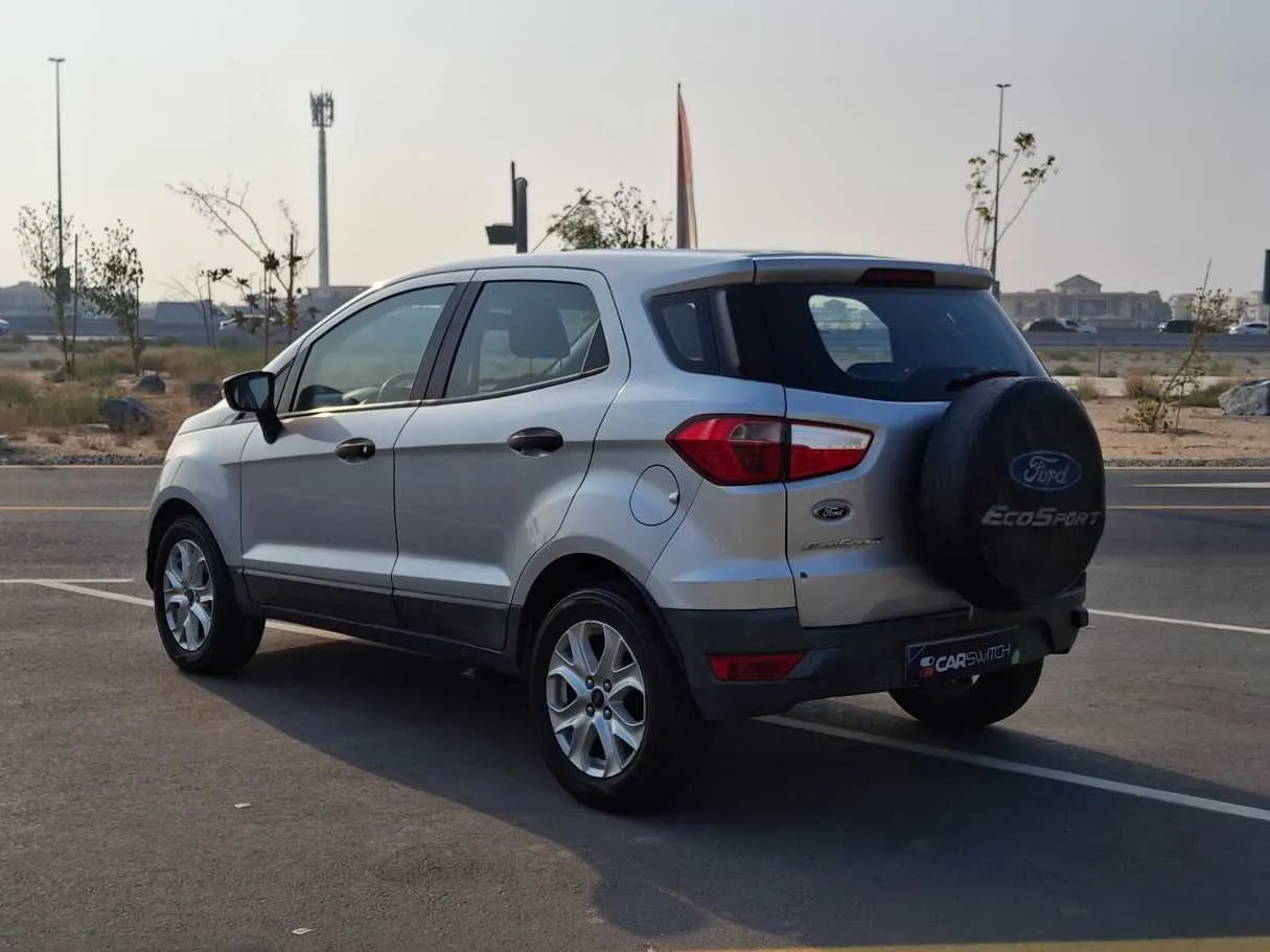 Car image 7