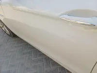 الباب الأمامى الأيسر