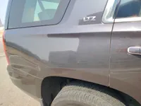 ألواح هيكل السيارة الأيمن