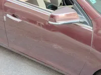 الباب الأمامى الأيمن