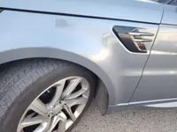الرفرف الجانبي الأيسر