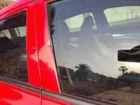 الباب الأمامى الأيمن