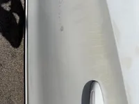 الباب الأمامى الأيسر