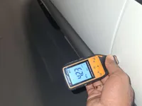 الباب الأمامى الأيمن