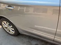 الباب الخلفى الأيمن