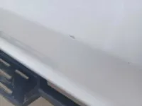 الباب الأمامى الأيمن