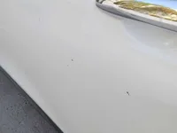 الباب الأمامى الأيمن