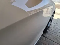 الباب الأمامى الأيمن