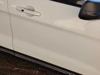 الباب الأمامى الأيمن