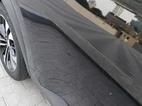 الباب الأمامى الأيسر