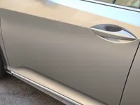 الباب الأمامى الأيسر