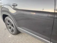 الباب الخلفى الأيمن