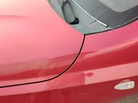 الرفرف الجانبي الأيسر