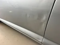 الباب الأمامى الأيسر