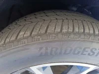 الكفر الأمامي اليمين