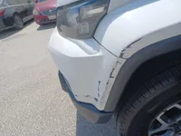 الرفرف الجانبي الأيسر