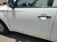 الباب الأمامى الأيسر
