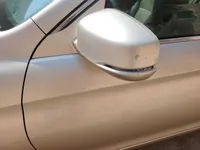 الباب الأمامى الأيسر