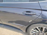 الباب الخلفى الأيسر