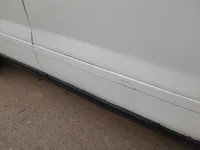 الباب الأمامى الأيمن