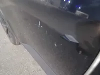 الباب الأمامى الأيسر