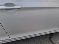 الباب الأمامى الأيمن