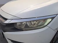 الأنوار الأمامية اليسار