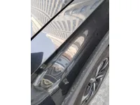 الباب الأمامى الأيسر